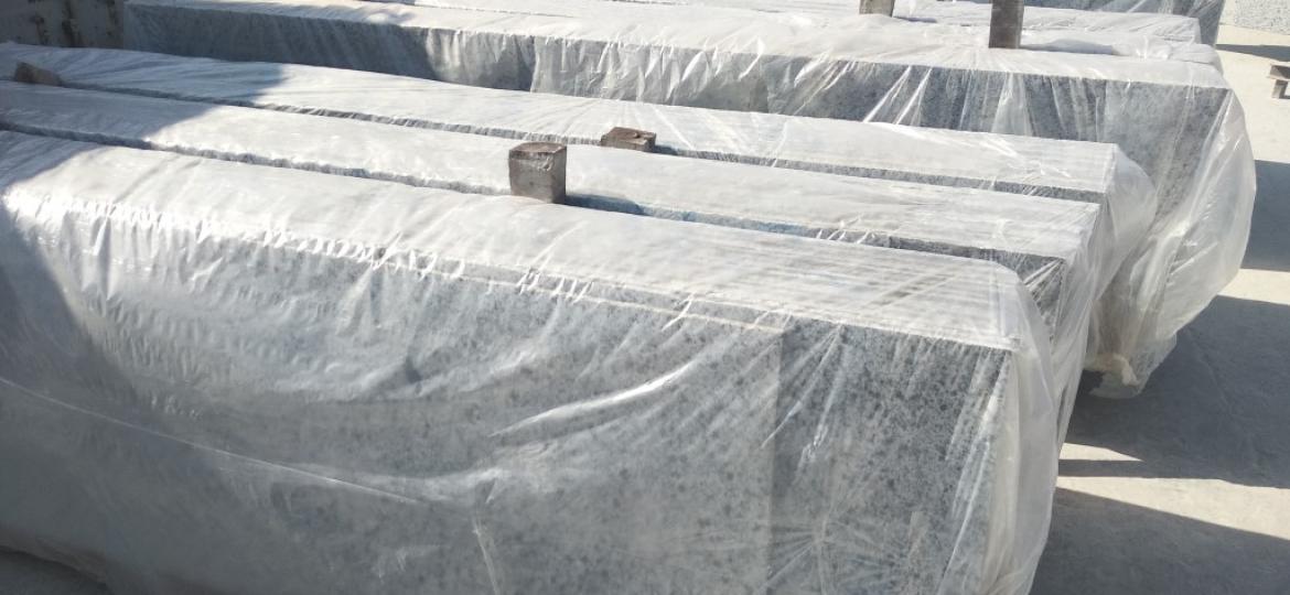  New Halayeb Granite slabs 